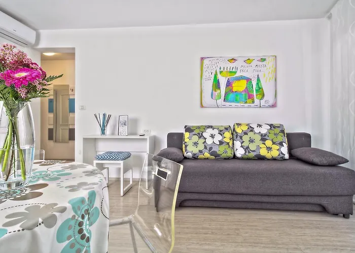 Apartments Punta By Sea