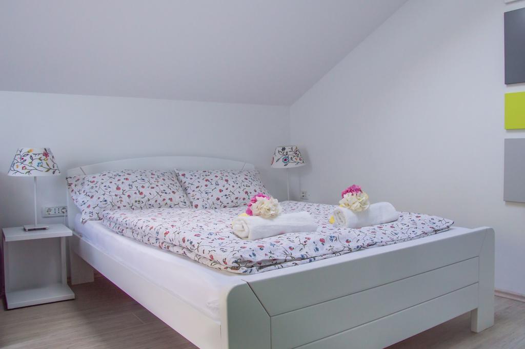 Apartment Punta By Sea