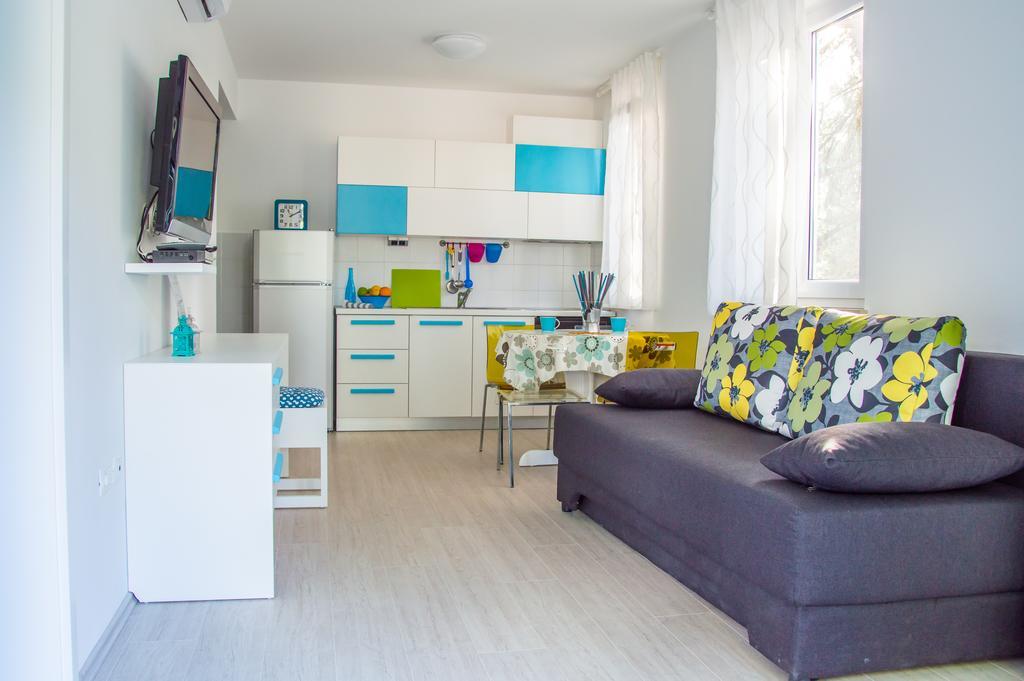 Apartment Punta By Sea